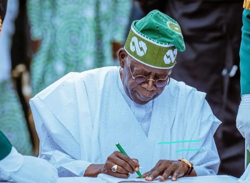Tinubu approves N70,000 monthly transport allowance for Nigerian public workers as NLC deadline elapses