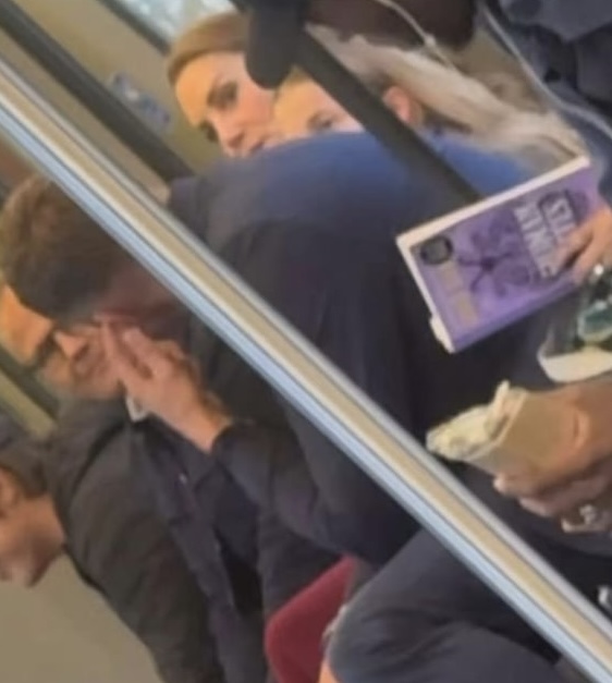 Kate Middleton And Princess Charlotte Spotted On London Underground