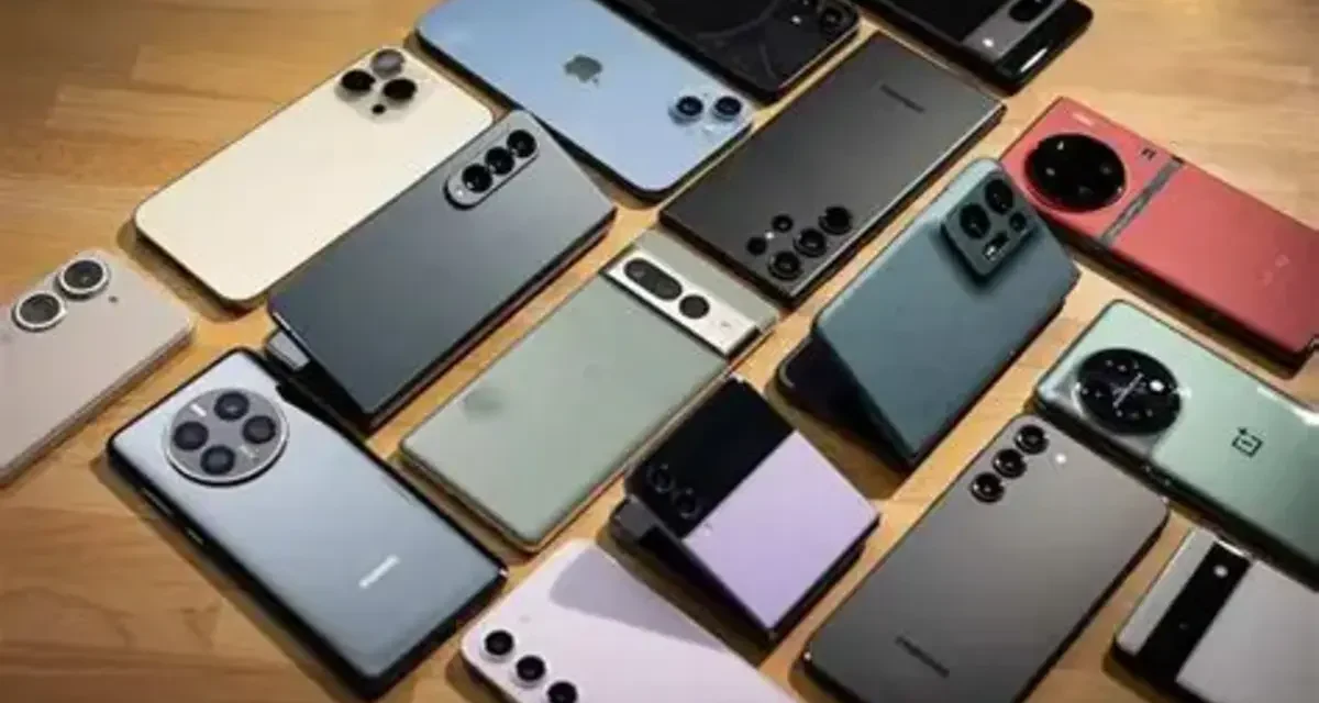 Global smartphone shipments plunge 20% to lowest level in 14 years