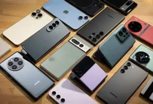 Global smartphone shipments plunge 20% to lowest level in 14 years